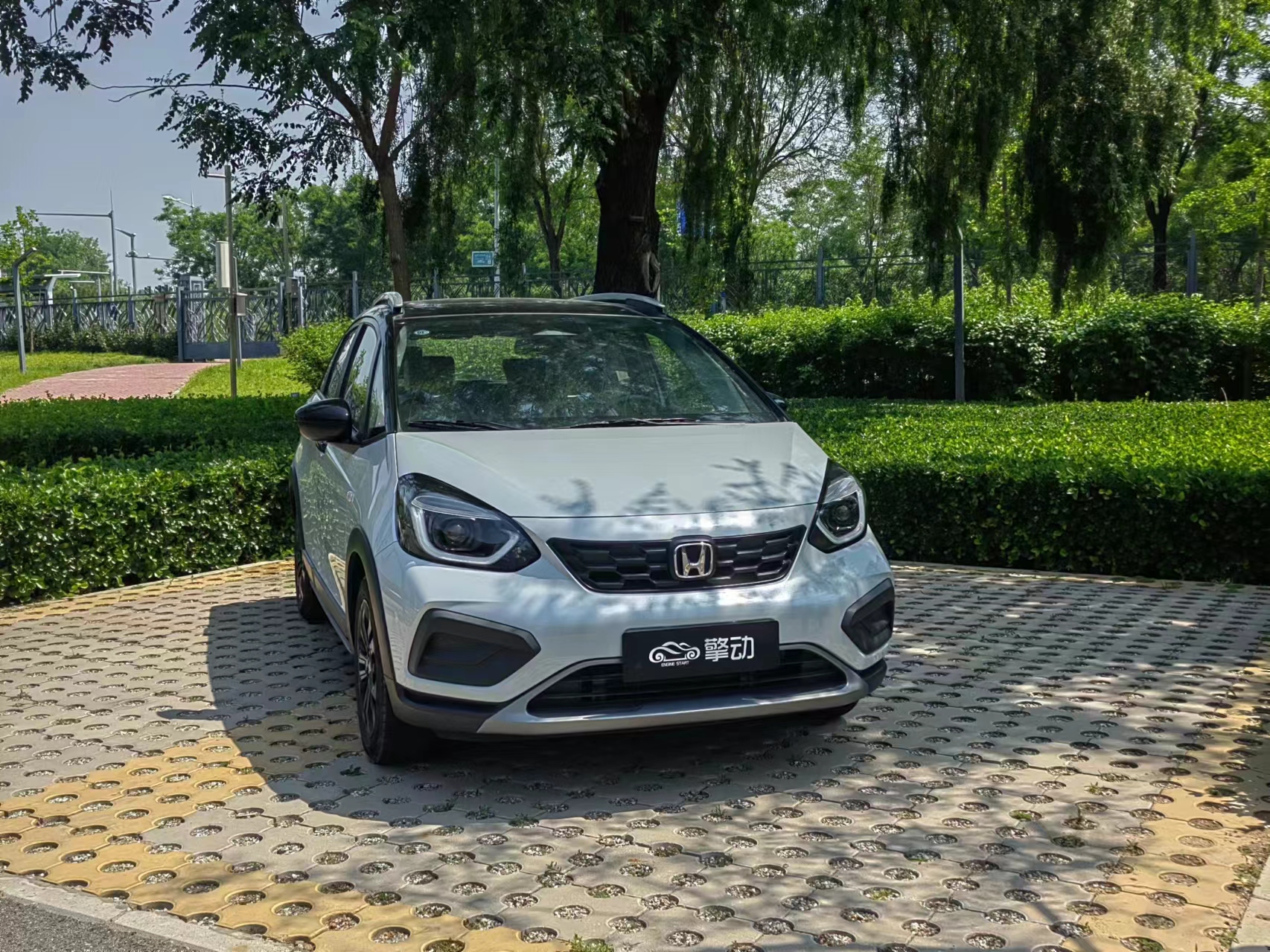 今天体验了一下广汽本田飞度,这个是潮越max版顶配车型,属于一个跨界