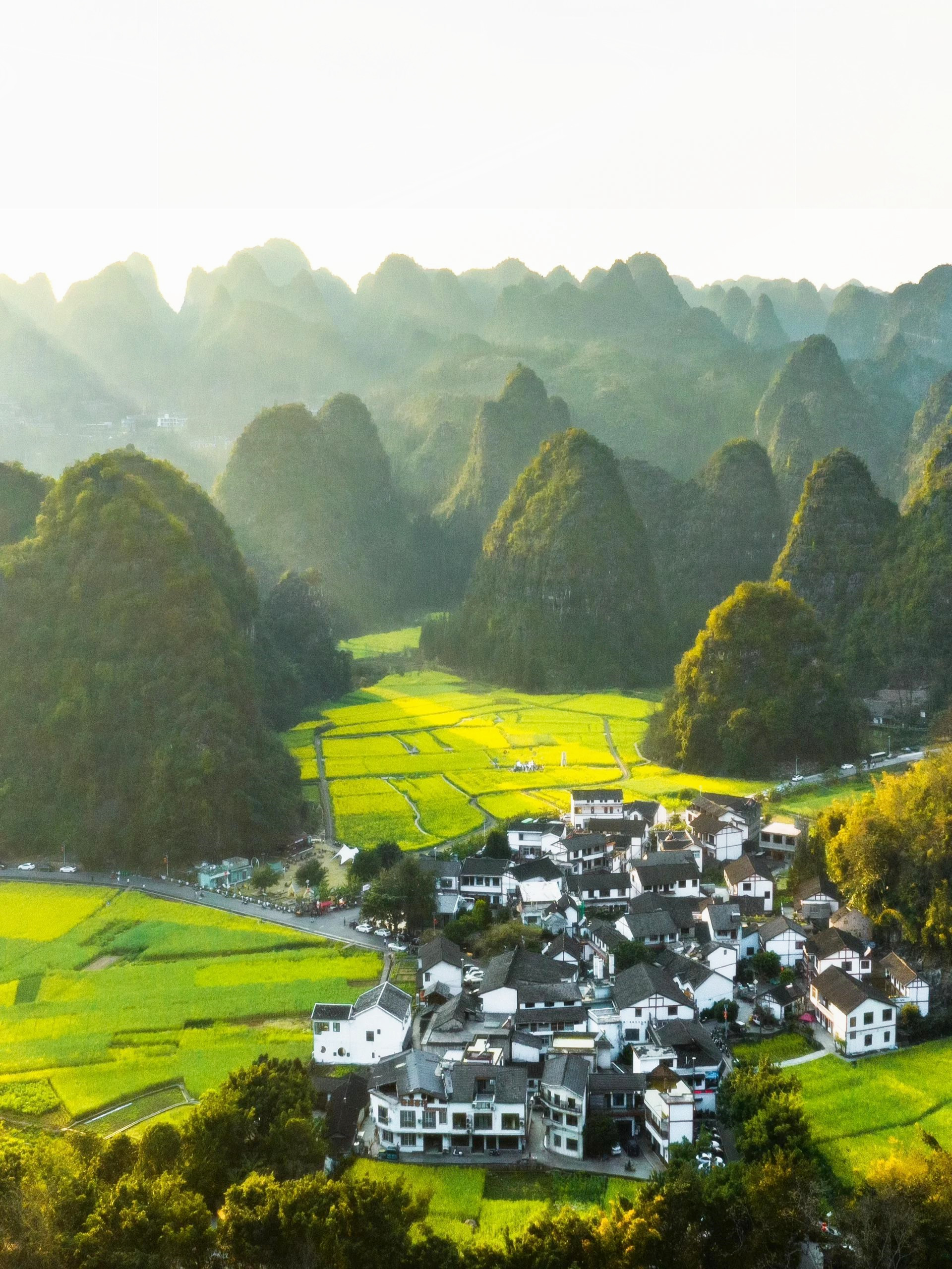 万峰林:隐藏在人间的仙境.@夜夜喜欢旅游哦的动态