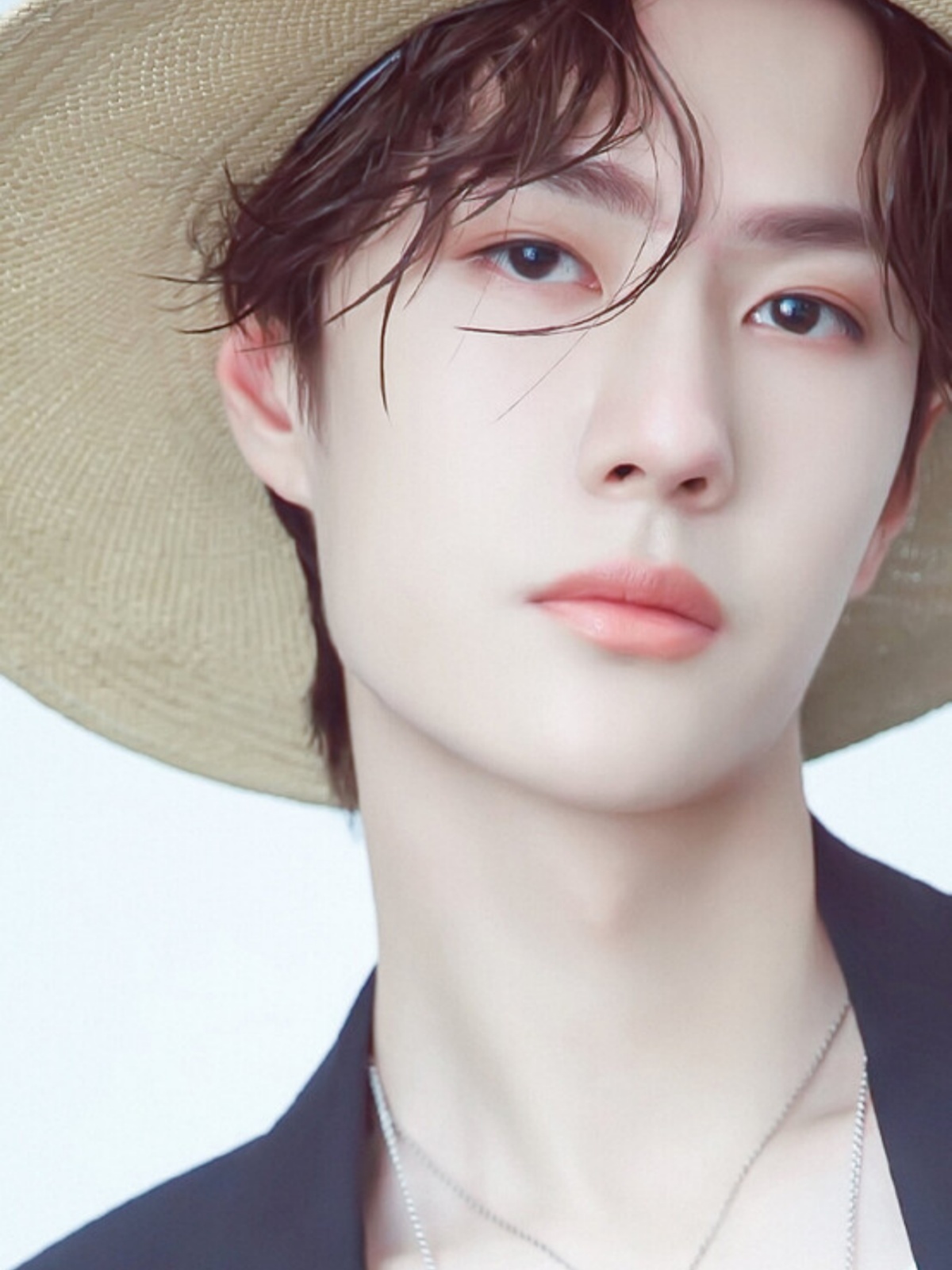 此次比赛将于5月16日至19日在上海举行,王一博也表达了对上海城市