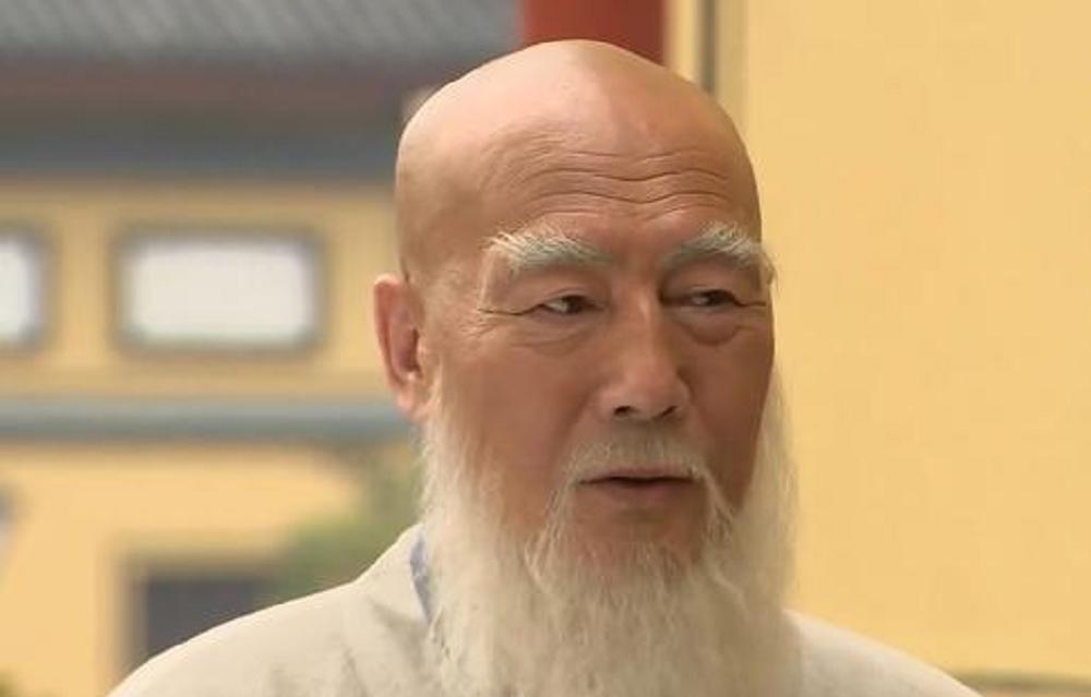 此时的"黑衣宰相"姚广孝已经无力起身迎接朱棣的到来,姚广孝在弥留之