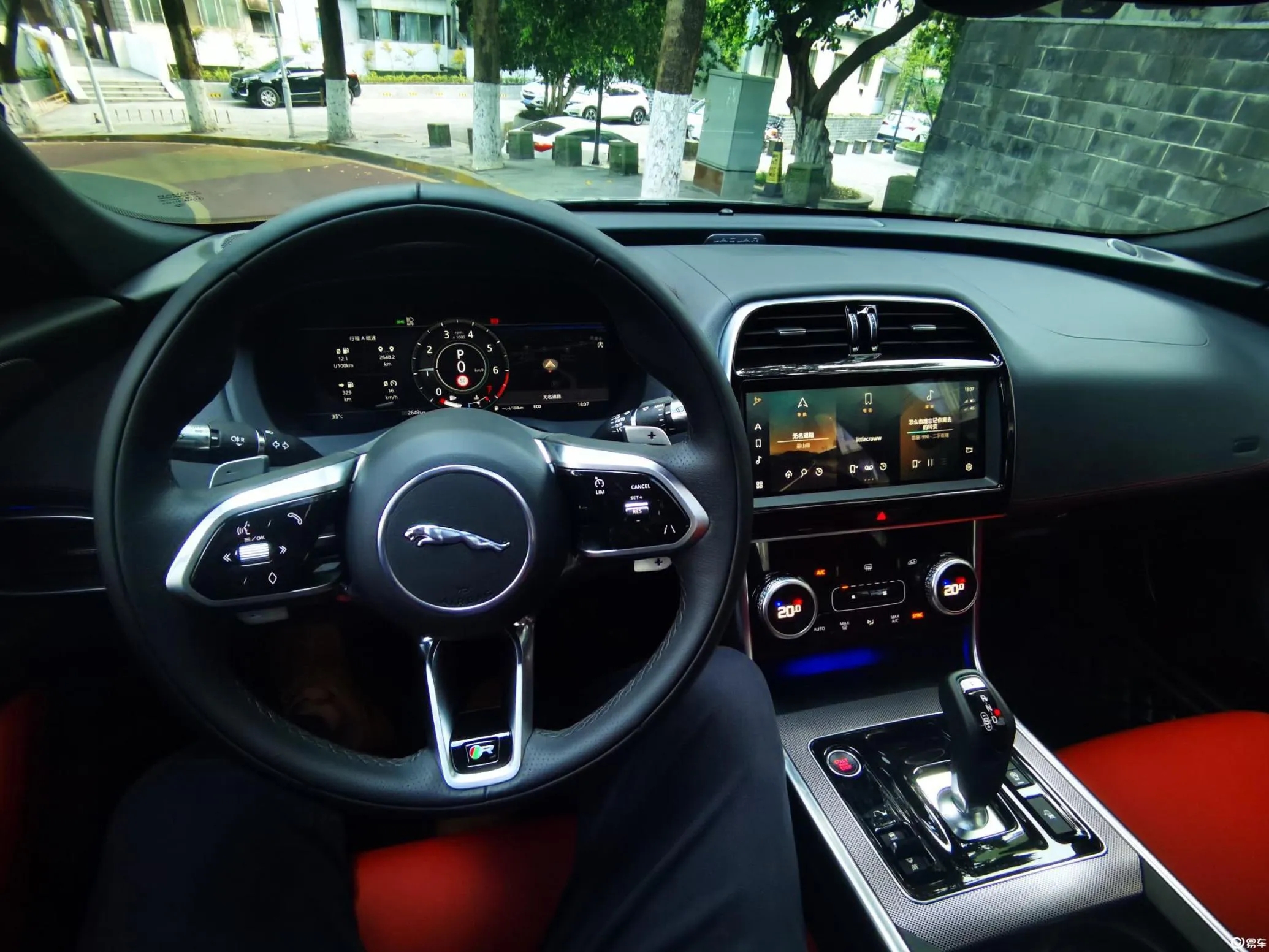 捷豹xel 2021款2.0t 250ps进取运动版  裸车价:24.