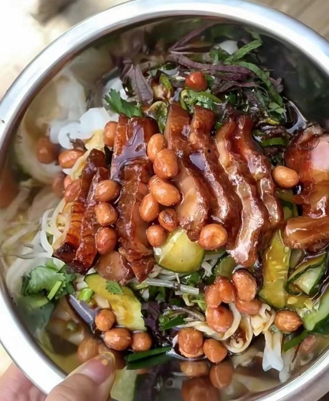 百色市乐业县的苗苗干捞粉店,早餐首选.