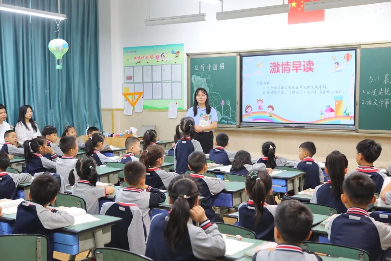 家校携手:绵阳安州区东辰学校小学部举行学期教学开放日暨家长会