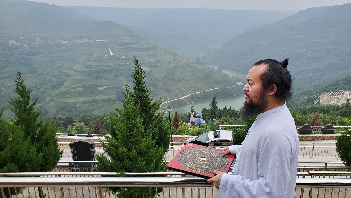 无量子:风水师工作内容既神秘又充满智慧