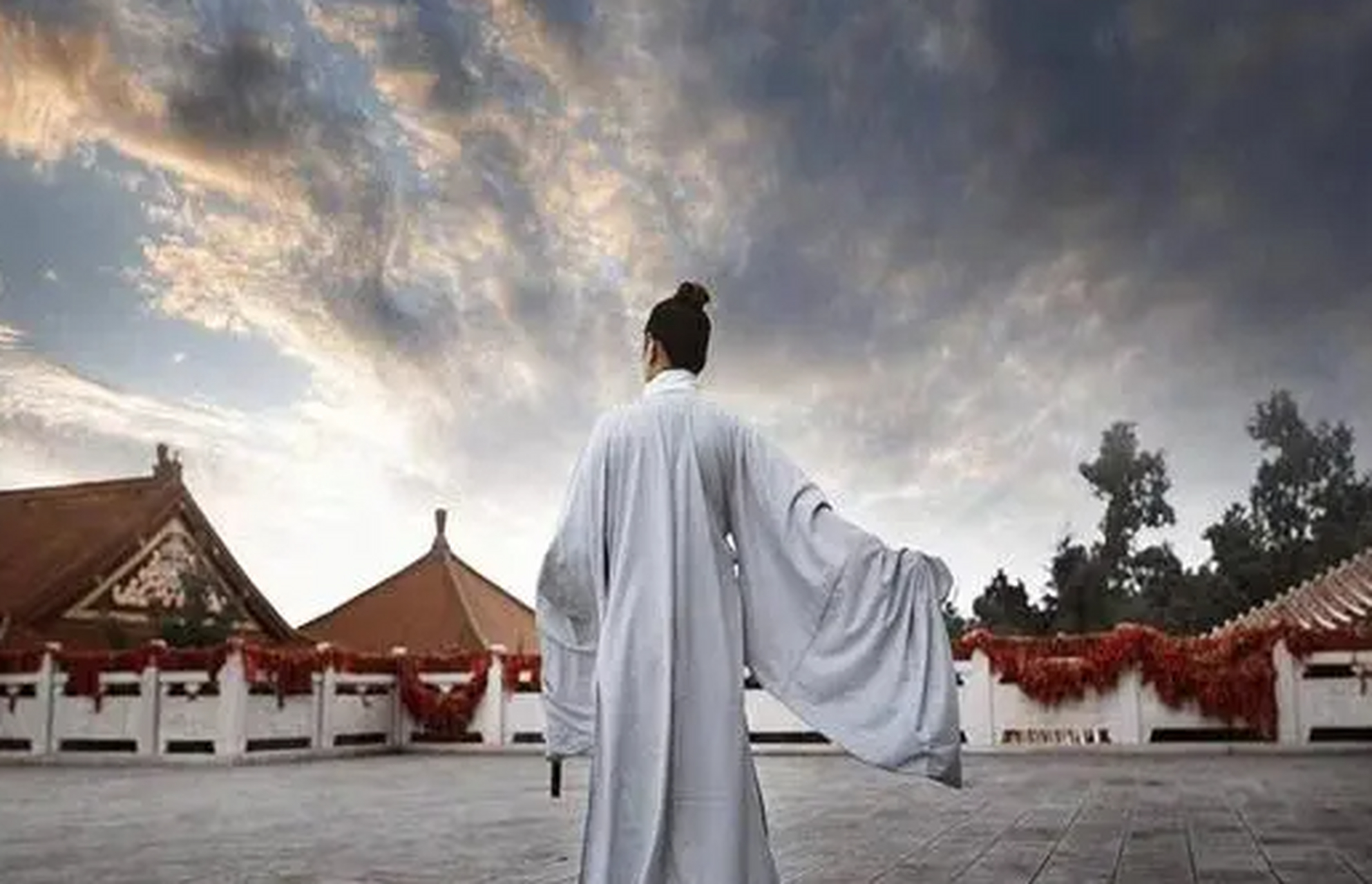 道士领悟苦极灭道,成就阿罗汉道果.更多故事明日更新.