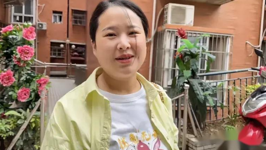 超小厨:婷妹三胎首公开,婆婆老公特别开心,网友直言:没必要!