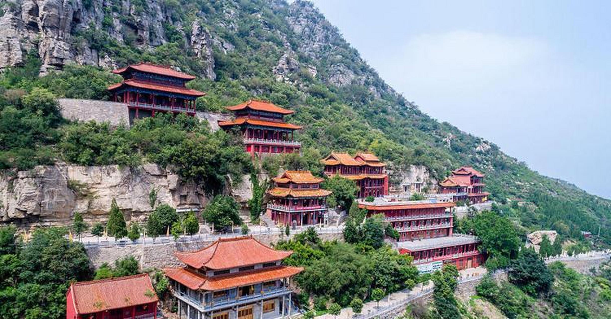 游遍河南都说中# 在河南省鹤壁市淇县朝阳山的半山腰处有座朝阳寺