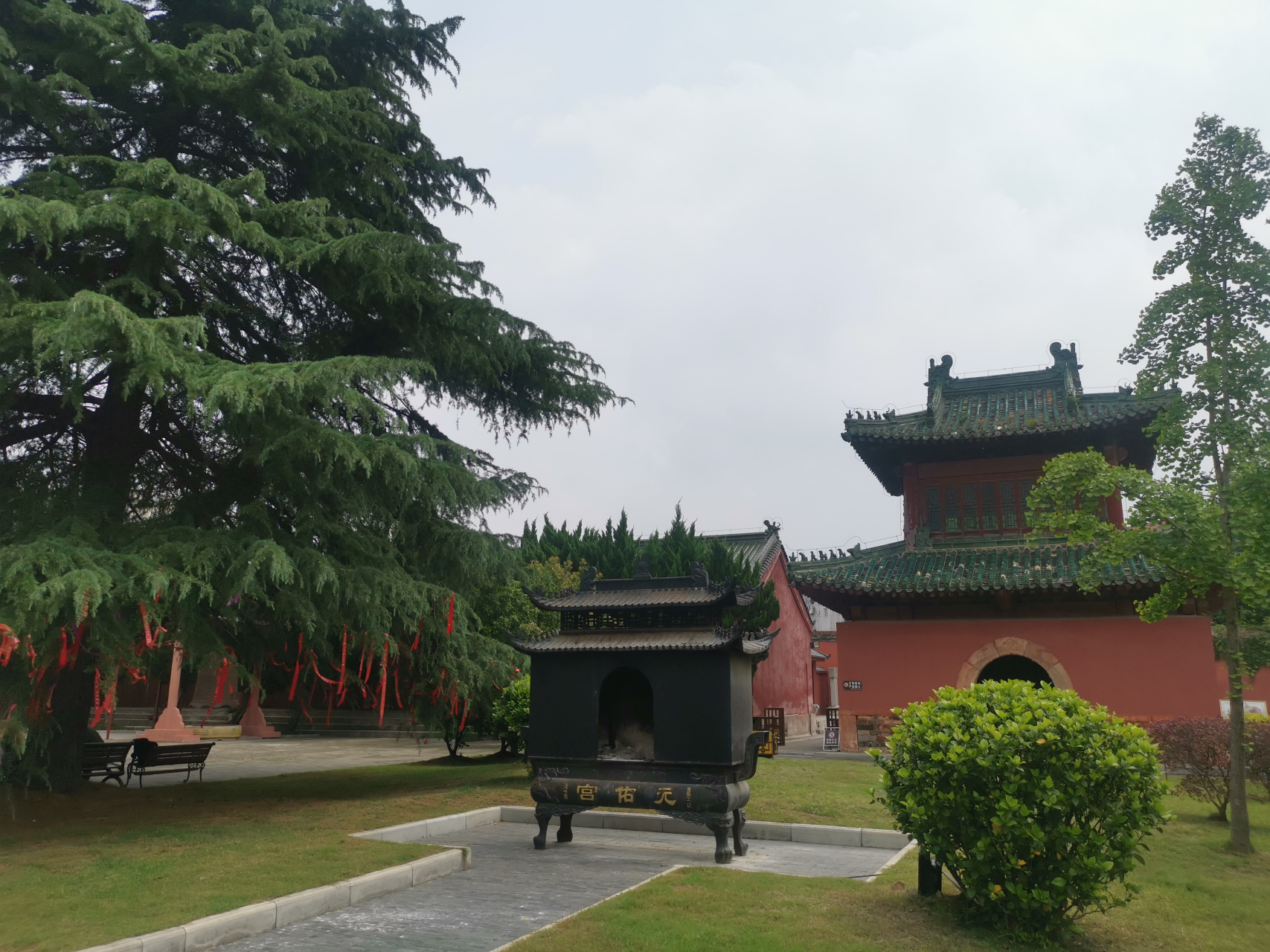 元佑宫的历史很悠久,为明朝嘉靖帝所建,历经五百年风吹雨打,已是道教