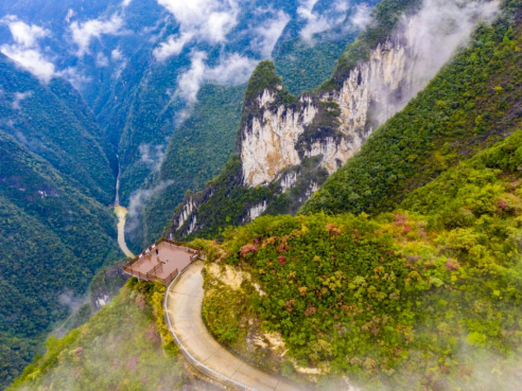 兰英大峡谷风景区图片