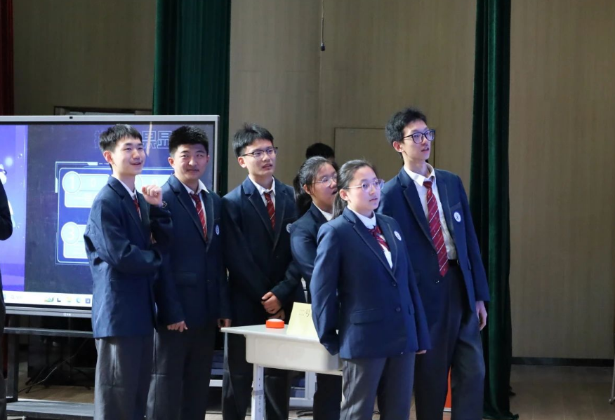 西安交大附中空港高级中学首届科学节圆满落幕!