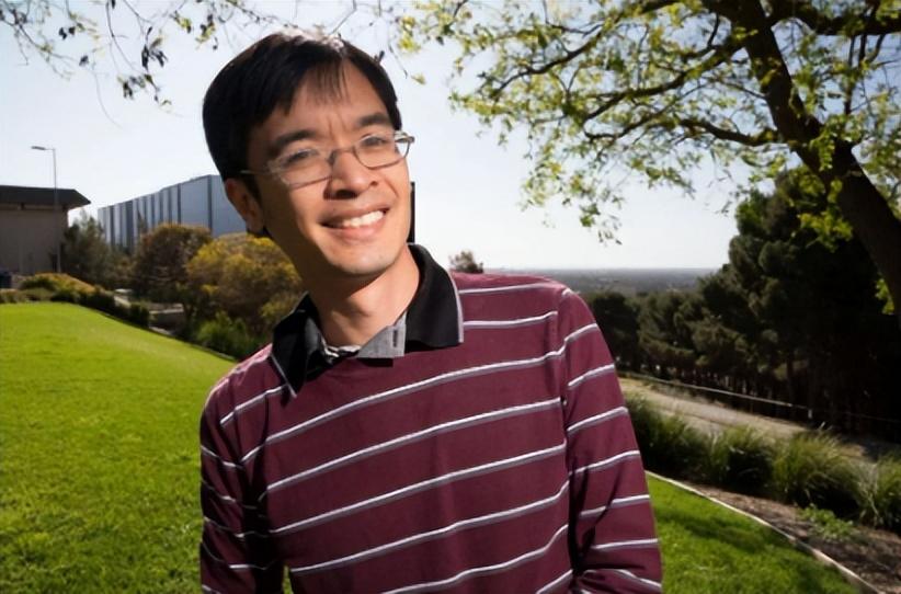 神童陶哲轩:8岁高考760分,智商230远超爱因斯坦,如今怎么样了