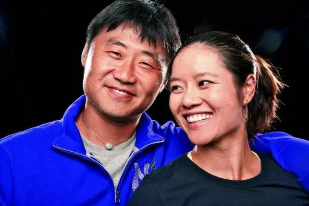 回顾世界冠军李娜:在家不做饭,不叫爸妈,却被老公宠成宝