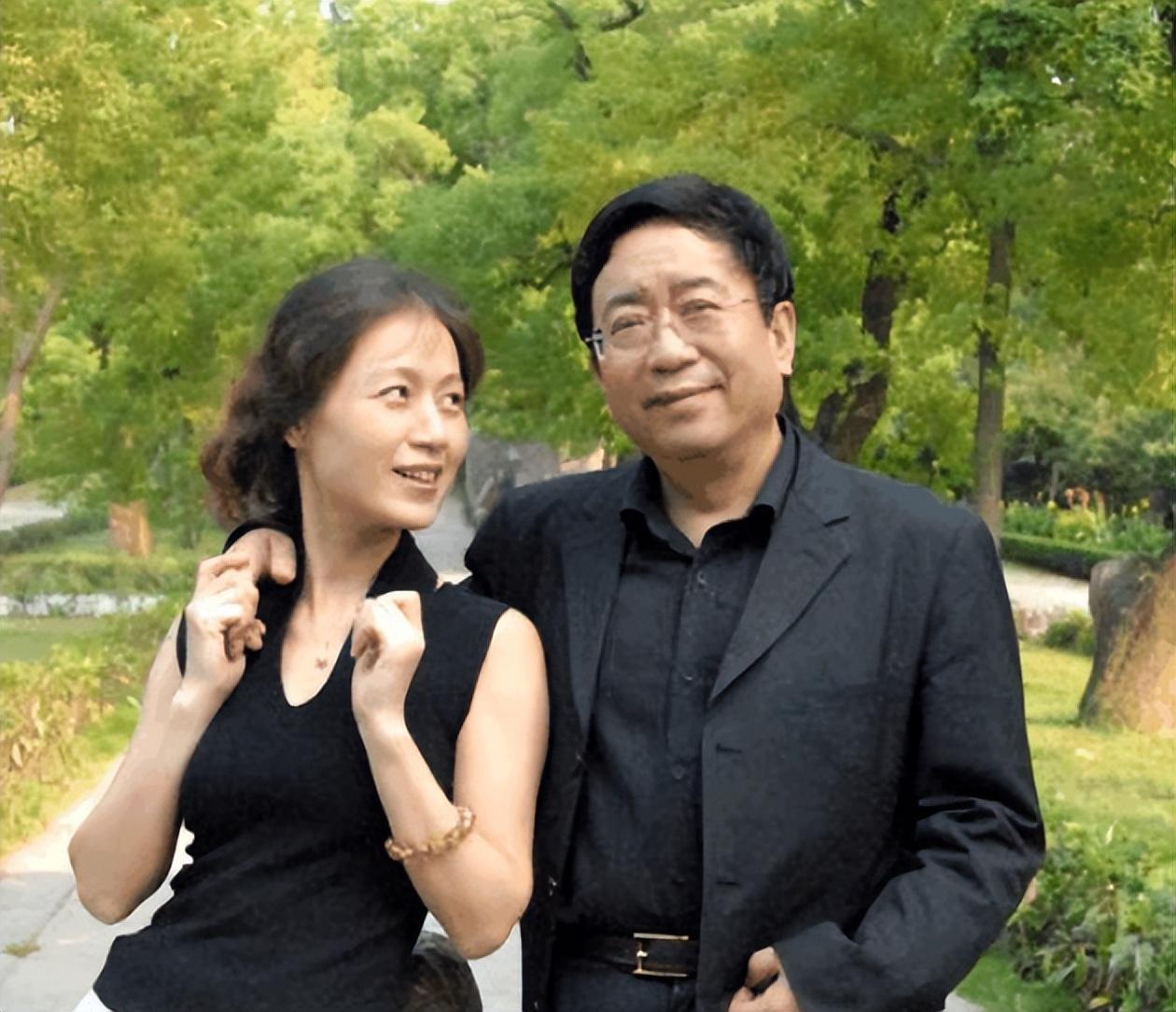 李红:揭露"流氓前夫"余秋雨,没有谁比我更了解这个伪君子!