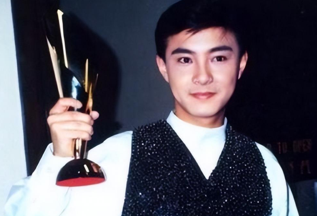 盘点过气艺人的残酷真相,在58岁的张卫健身上展现得淋漓尽致!