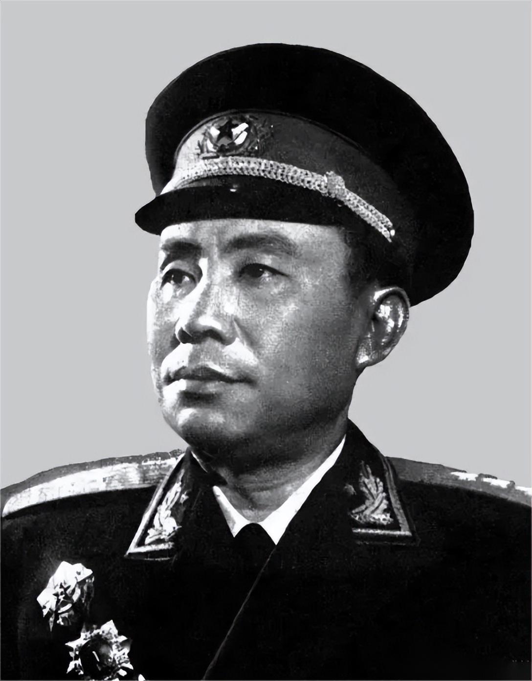 1955年刘震授衔上将,年轻的开国上将之一,23年前徐大将早有预料