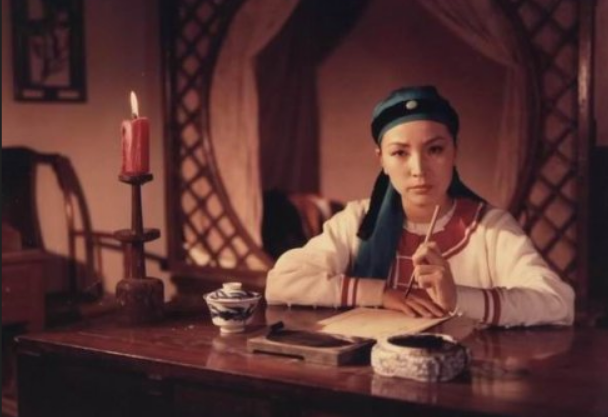 续》《神丐》《金镖黄天霸》《神龙剑侠吕四娘》等20余部热映武侠作品