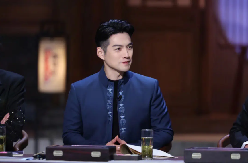 严屹宽与妻子亦师亦友