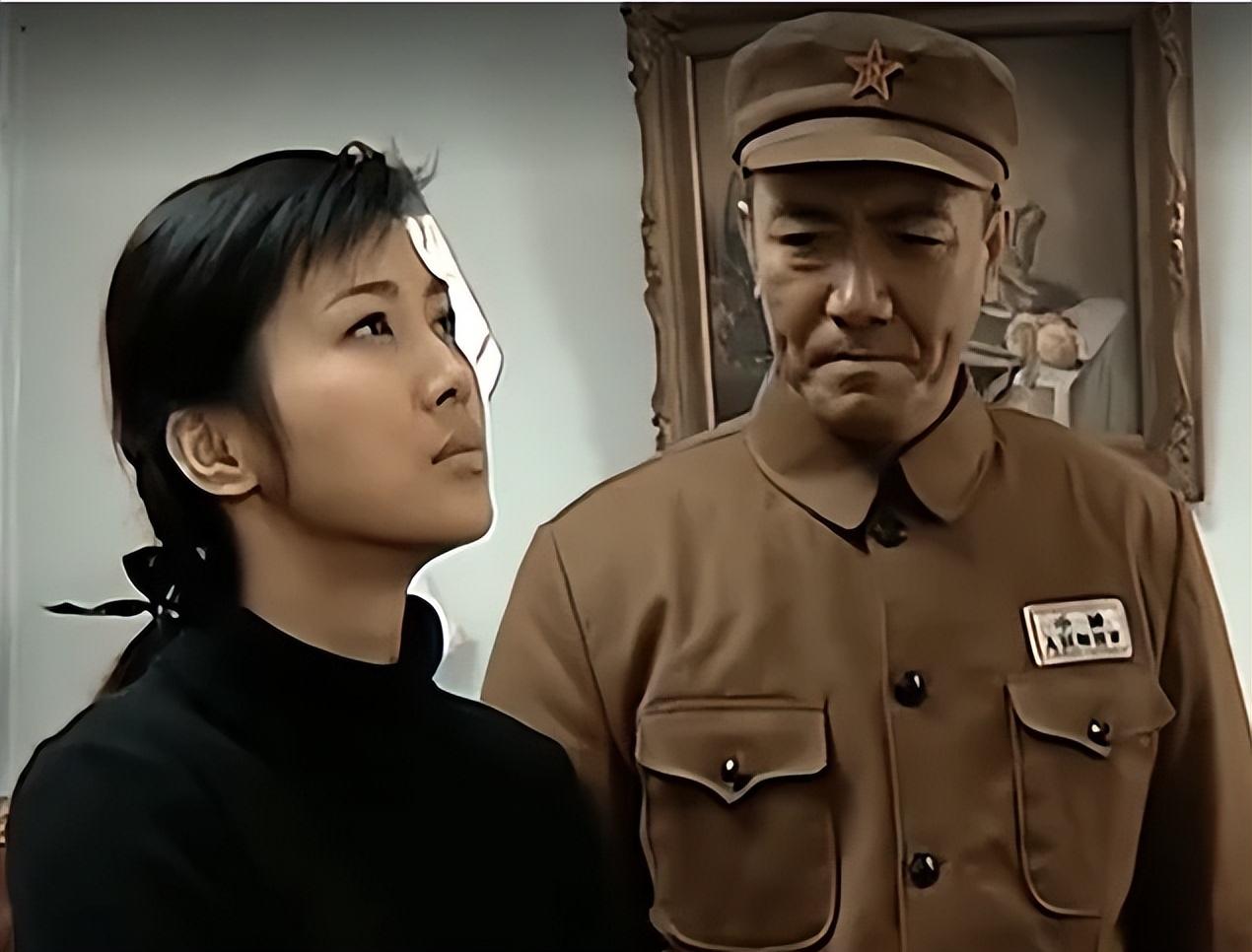 《亮剑》18年回顾:2位已逝1位消失,女配反超田雨成一线大腕