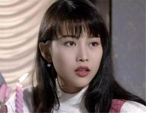 回顾"港姐"蔡少芬,人生"最绝望"的时候嫁给张晋,苦尽甘来