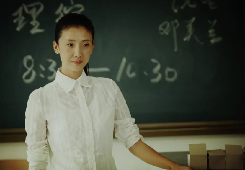 盘点有颜有才,却嫁给了平平无奇的谢晖,"裴佩老师"图了个什么