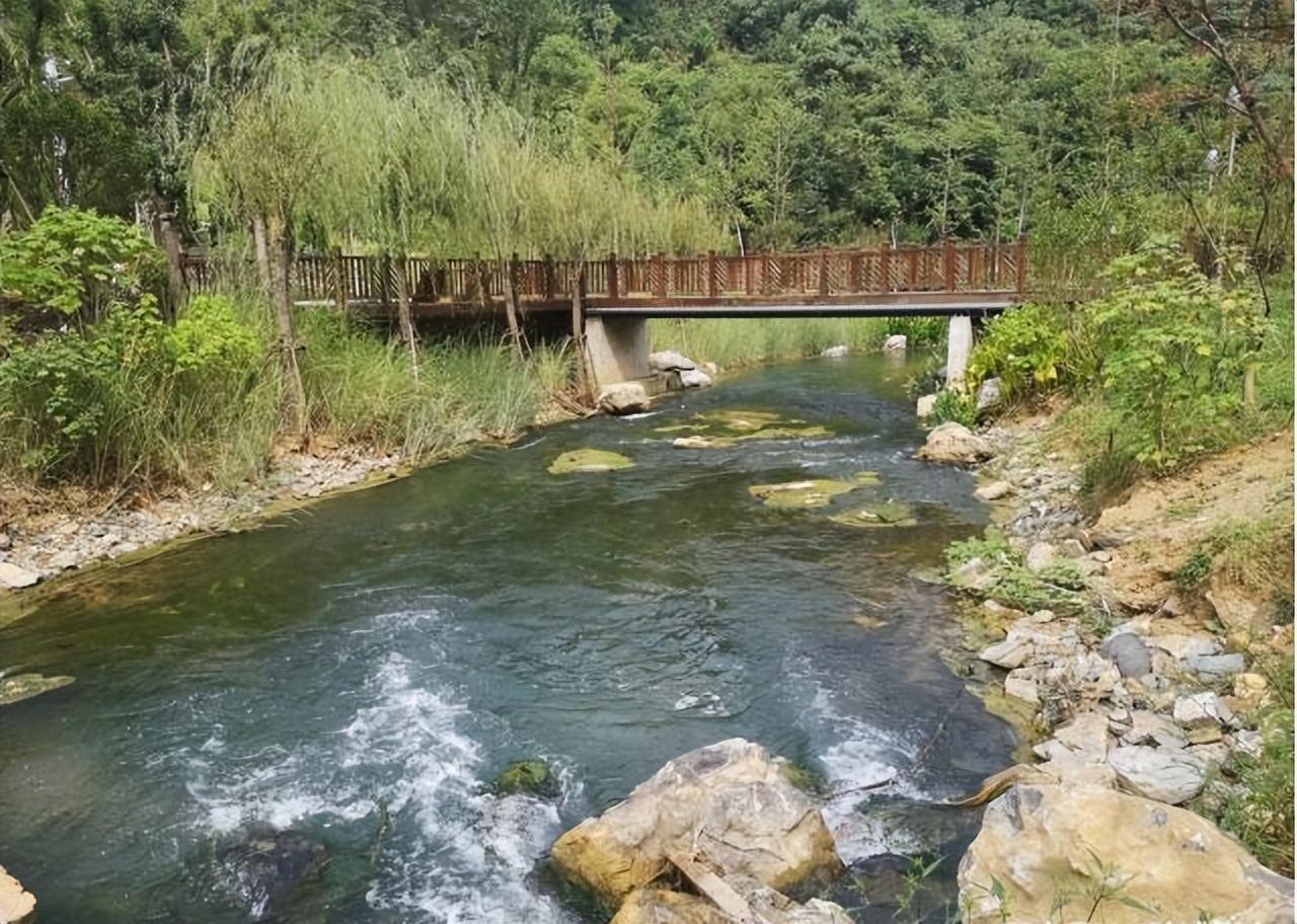 龙洞堡景区图片