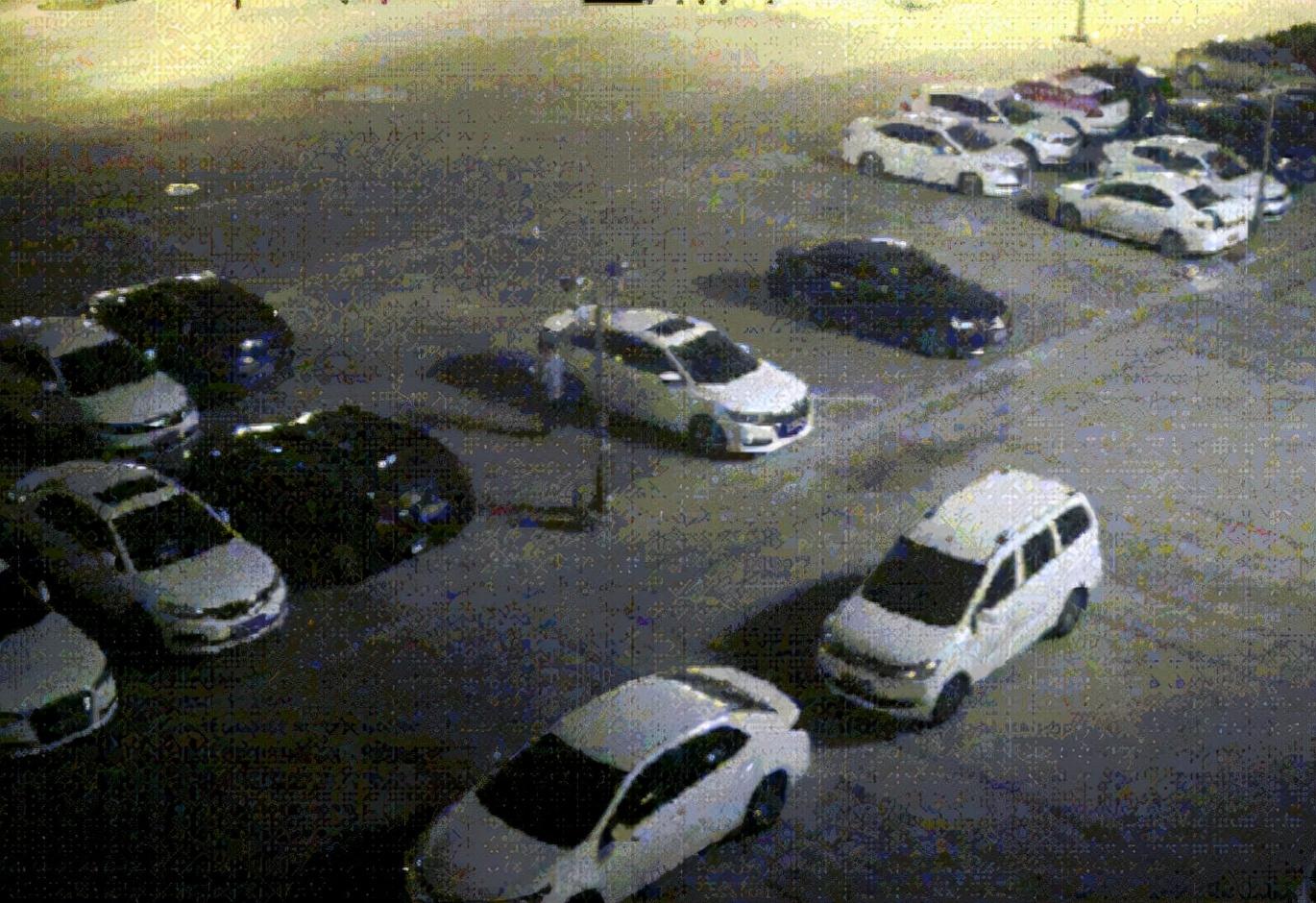 1996年,越狱死囚半年在北京3次抢运钞车,目标:抢够2000万为止