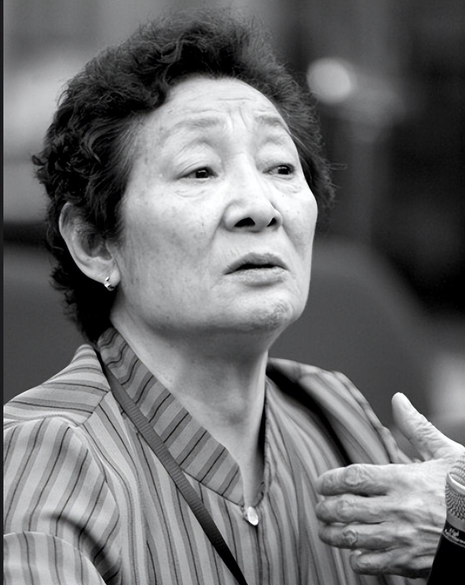 回顾《英雄儿女》演员现状:女主82岁仍健在,一大半演员已去世