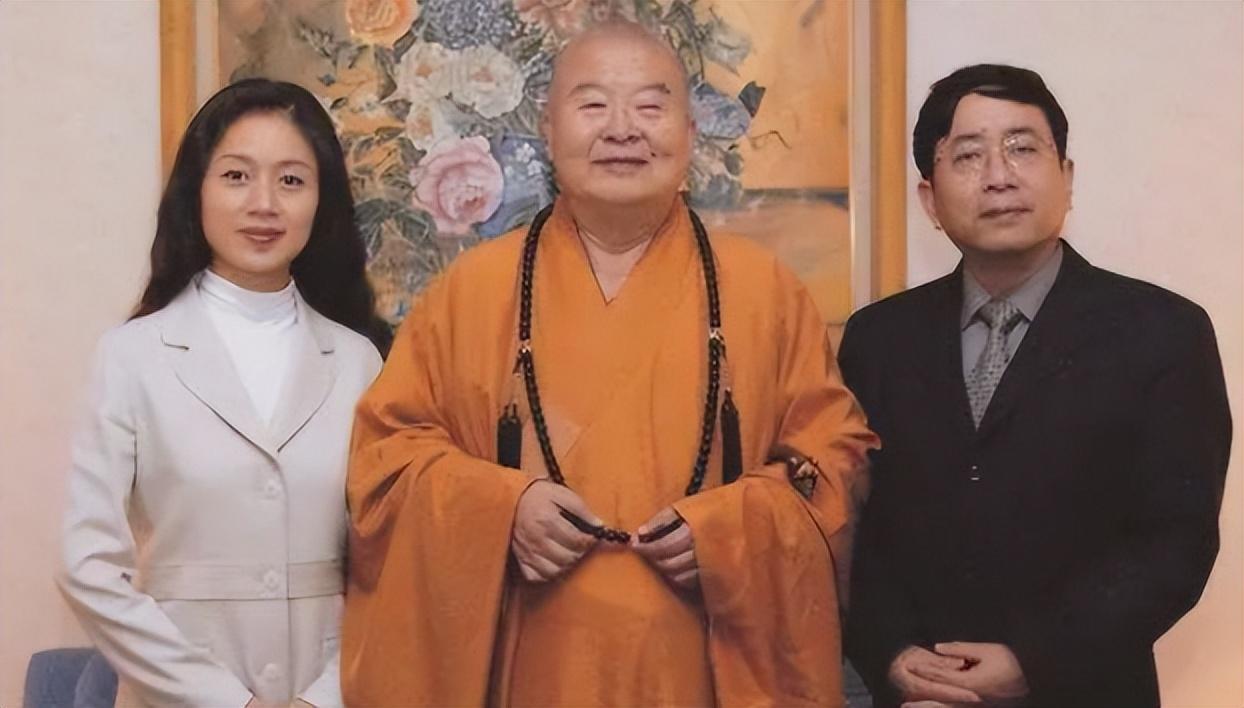 李红:揭露"流氓前夫"余秋雨,没有谁比我更了解这个伪君子!