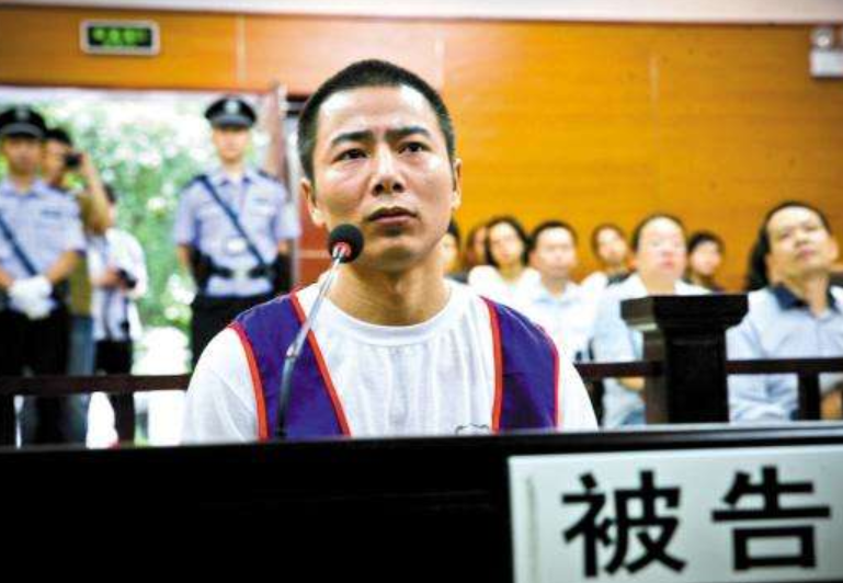 2014年广东灭门案,凶手入户行窃连杀6人,被捕:就他家没防盗窗