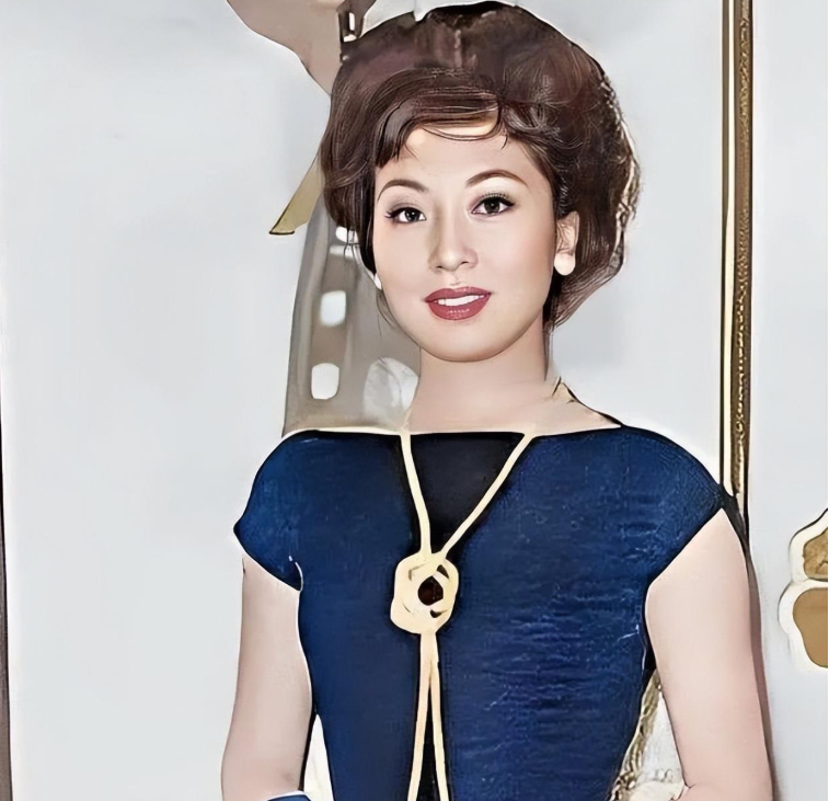 回顾红极一时消失的9位打星现状,有人悄然离世,有人摆摊卖饼