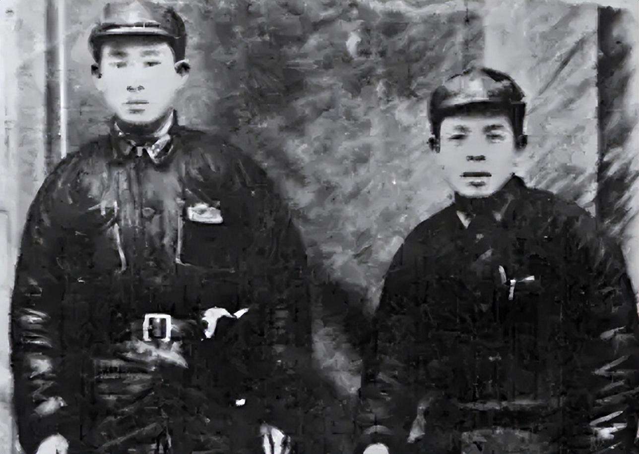 八路军军区副司令黄骅遇害后,妻儿离奇"消失",2007年才被找到