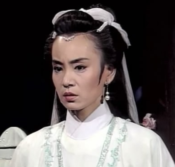 30年回顾《包青天》,马汉破产,陈世美变化太大,白玉堂摆摊卖饼