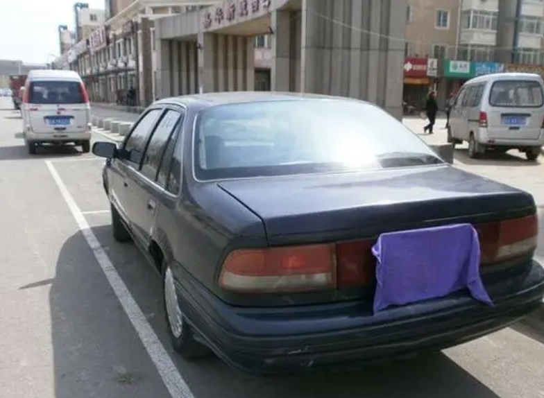 1996年,越狱死囚半年在北京3次抢运钞车,目标:抢够2000万为止