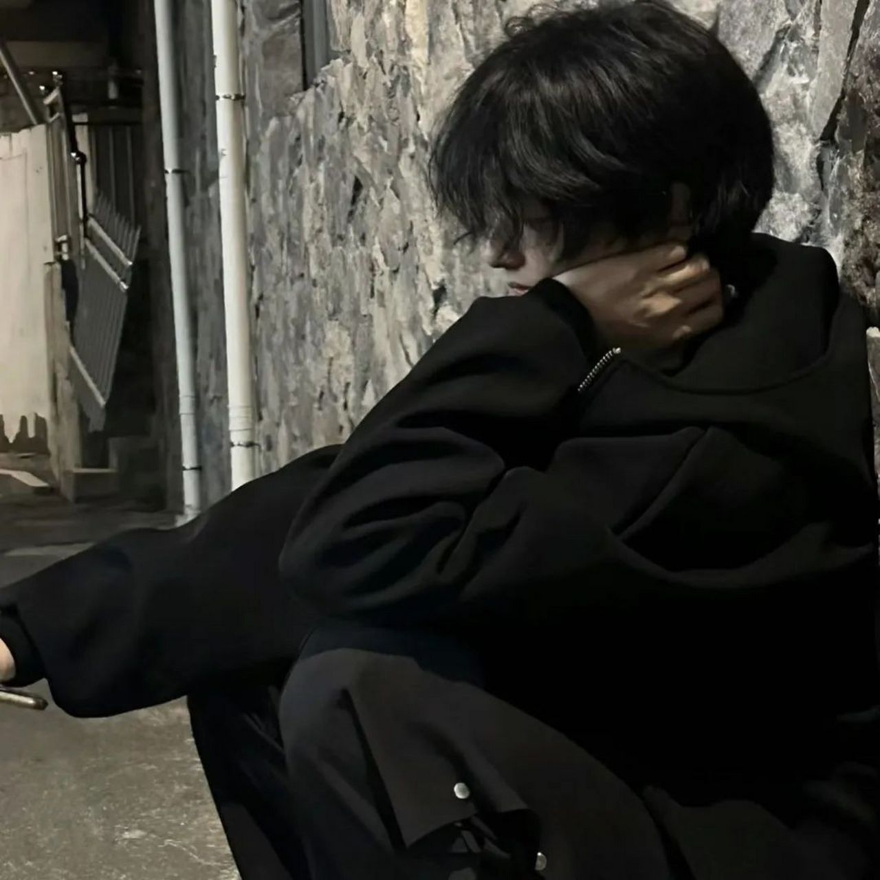 值得长期不换黑色系wechat男生头像