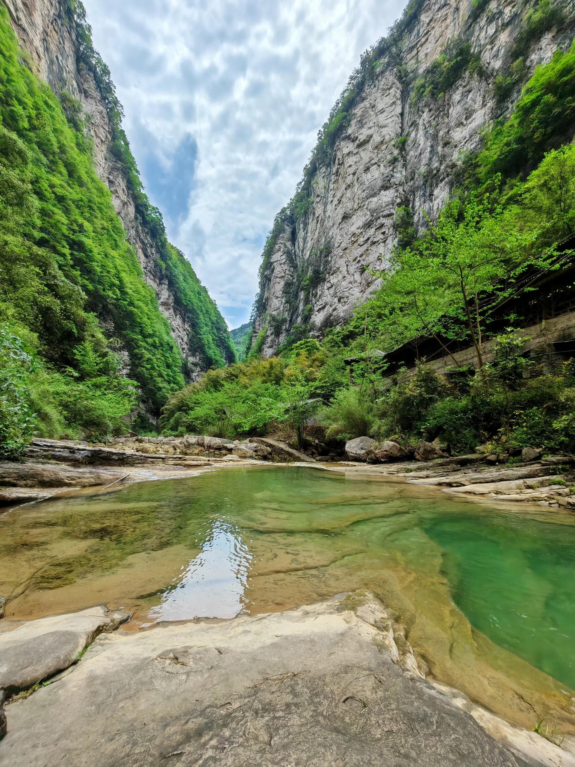 北碚旅游景点大全集  我是跟着工会活动来北碚金刀峡,本来的计划是