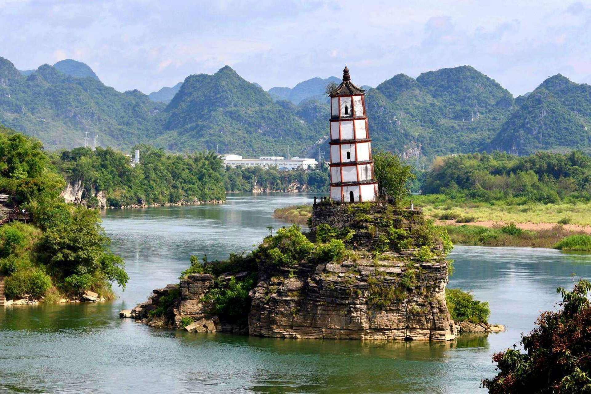 广西之美——  崇左斜塔  02 塔 即使 倾斜着 也依然美丽 02 那怕