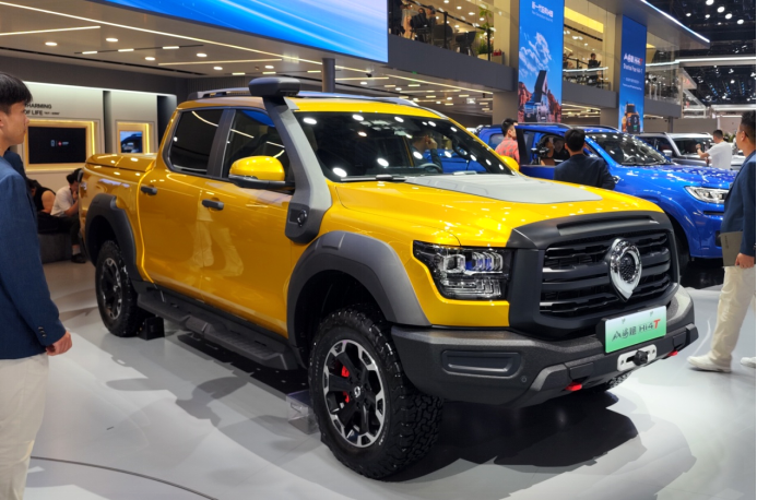 2024北京车展之商用车:皮卡类最多,轻客,客货两用,房车类次之