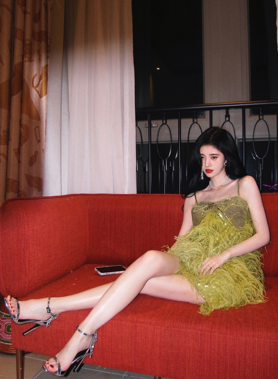 小鞠美照集锦,粉丝福利大放送,女神的每一面都迷人!