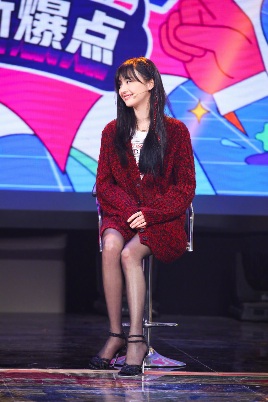 郑爽近况成谜,众说纷纭,求知情人士解惑.