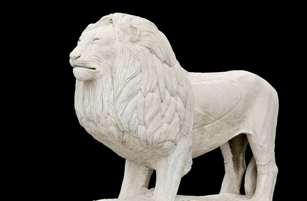 古希腊奥林匹亚地区的动物雕像,表达敬意,展示财富地位