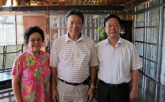 回顾歌唱家李光羲:穷小子和富家女相爱65年,3个女儿成他的骄傲