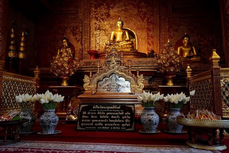 泰国的「阴庙」和「阳庙」是什么意思