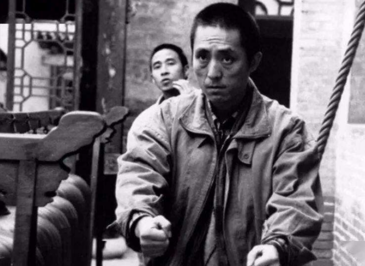 回顾被张艺谋藏了13年,如今苦尽甘来的陈婷,凭什么当年能赢巩俐