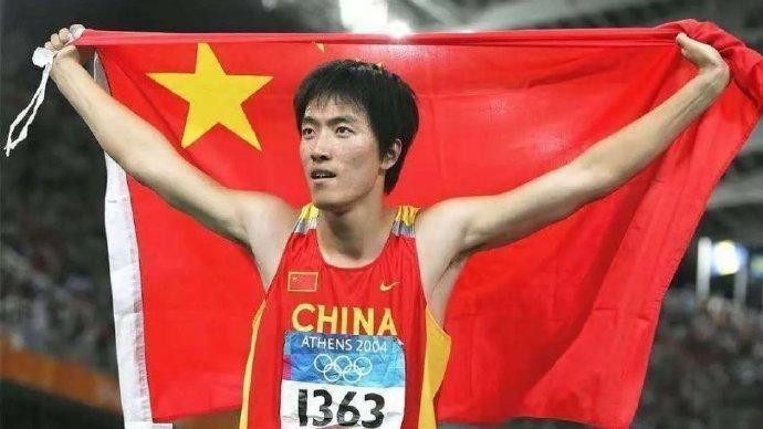 回顾刘翔母亲吉粉花:陪儿子走过的田径风雨岁月,如今婚姻我放心