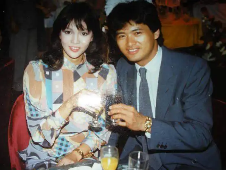 回顾吕方和郑裕玲纠缠半生,56岁娶富豪老年得女,幸福来得有点晚