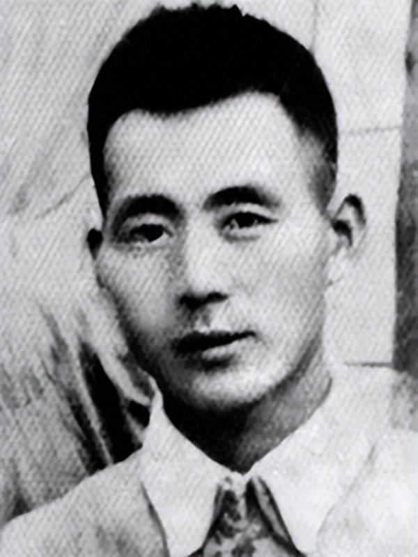 艾平1948年10月,在解放义县战斗中,触雷牺牲的东北野战军炮兵司令员