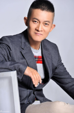 回顾杨志刚:从小过继,集万千宠爱于一身,亲哥郭靖宇力捧我13年