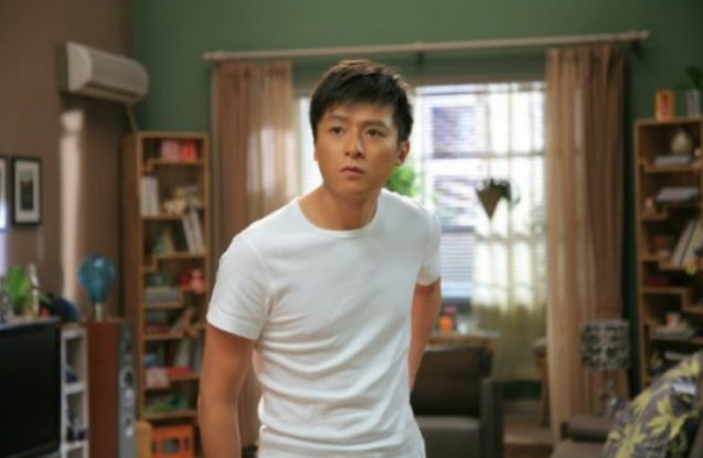 今天,我们就来聊聊演员"朱雨辰".都因为母亲的干涉,最终都以分手告终.