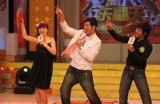 回顾台上是漂亮女神,台下是苦命的女人,性感女神柳岩的双面人生