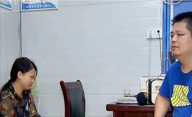 谁知道婆婆见到记者后就哭了起来,她向记者诉说着自己的委屈.